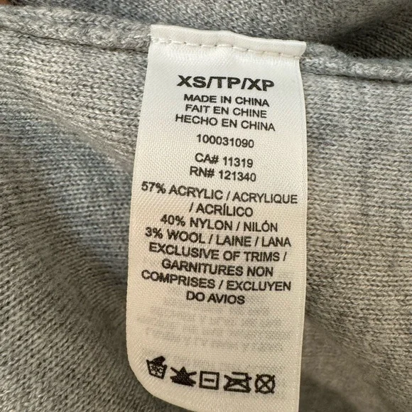 DYNAMITE sweater - Picture 4 of 4